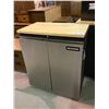 Image 1 : MAXIMUM WOOD TOP CABINET NO KEY