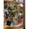 Image 2 : TRAY OF ASSORTED JEWELLERY & WATCHES