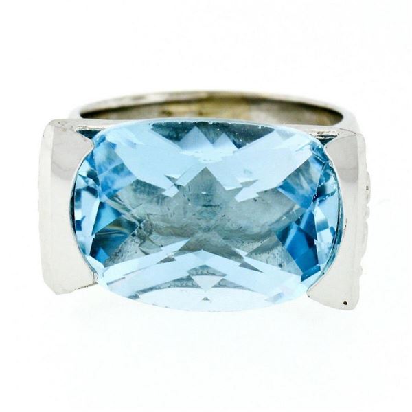 Estate 14kt White Gold Oval Checkerboard Blue Topaz Ring