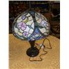 Image 1 : Tiffany Lamp