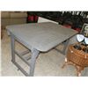 Image 2 : Patio Table