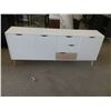 Image 1 : White Dresser