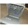 Image 2 : Frigidaire Dishwasher