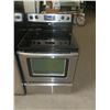 Image 2 : Whirlpool Fridge & Stove