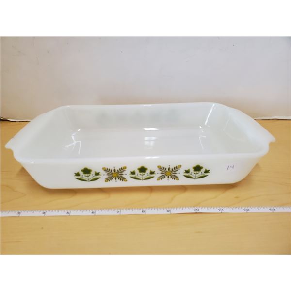 Anchor Hocking #5 10" dish