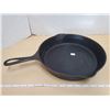 Image 1 : #8 Erie 10" cast iron pan