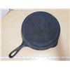 Image 3 : #8 Erie 10" cast iron pan