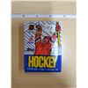 Image 1 : Unopened 1989 topps sealed pack. Joe Sakic Rookie product.