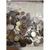 Image 3 : 4 pounds of world coins