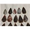 Image 2 : Lot of 25 arrowheads