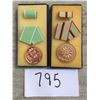Image 1 : New East German Military Metals In Original Case
