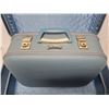 Image 3 : Set of 3 blue suitcases, DuBerry, with keys, very good condition
