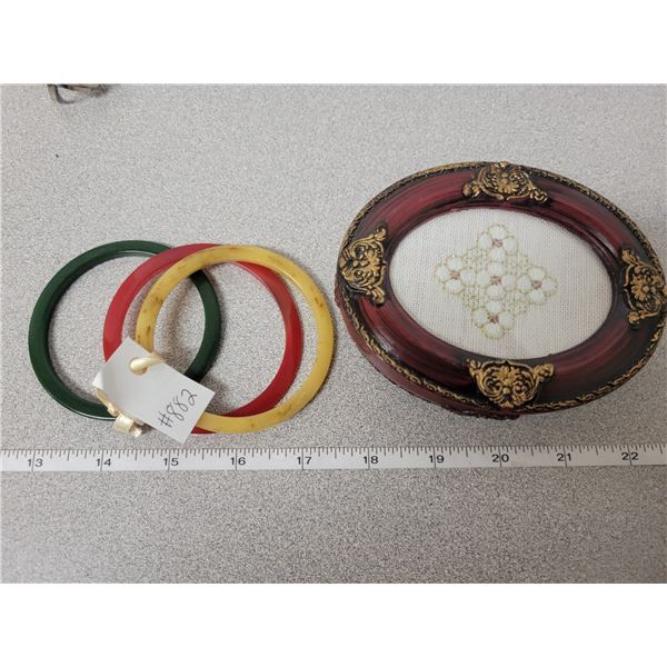 Dresser box with 3 bakelite spacer bracelets