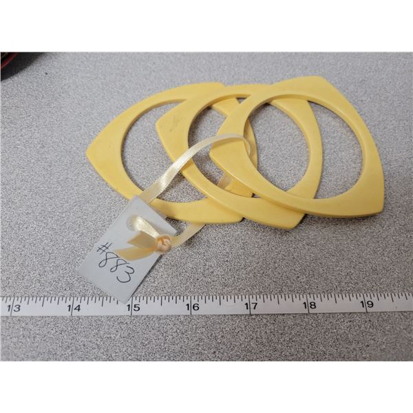 Set of 3 butterscotch bakelite bracelets