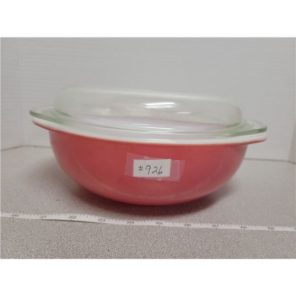 Pyrex casserole dish with lid, Desert Rose colour