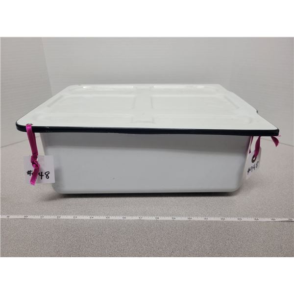 Enamelled kitchen storage box with lid, 13 ½” X 10 ½”
