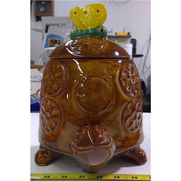 McCoy Number 271 "Timmy the Tortoise" Cookie Jar - good shape