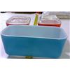 Image 3 : 1 - Blue (no lid) & 2 - Red Refrigerator Dishes (with lids) - 1 chipped lid