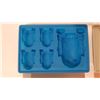 Image 4 : Star Wars Silicone Ice Trays X 4 (Han Solo Carbonite, Millenium Falcon, R2-D2, Stormtrooper)