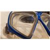Image 5 : Aqualung Sport Snorkle Kit (Goggles are Tempered Glass with No Scratches) Goggles, Flippers (Size 10