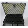 Image 3 : Mastercraft Hardshell Lockable Briefcase - 18"x13"x6"