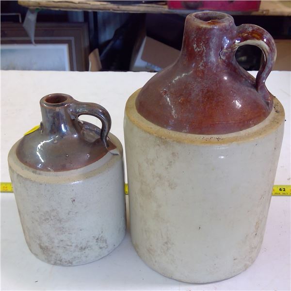 Set of 2 Whiskey Jugs (1/2 Gallon, 1/4 Gallon)