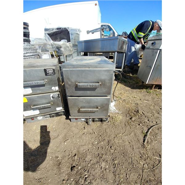 WINSTON CVAP HOLDING CABINET