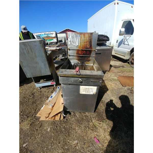 MKE DEEP FRYER, GAS