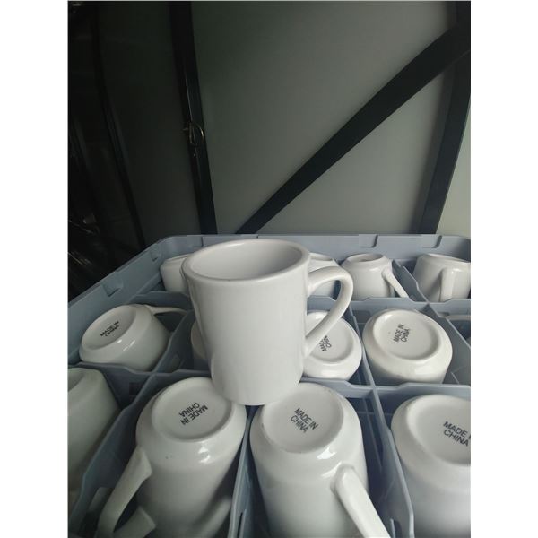 DISH WASHER RACK W/ 20 COFFEE CUPS (NO CHIPS)