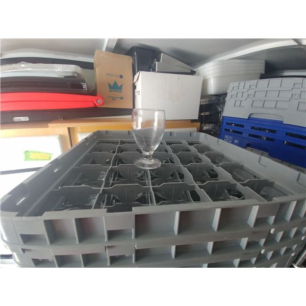DISH WASHER RACK W/ 25 FOOTED WATER GLASSES