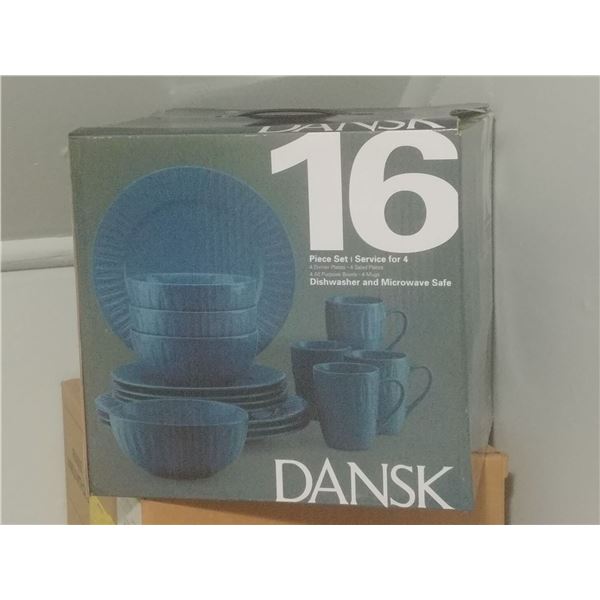 NEW DANSK 16pc DINNER WARE SET