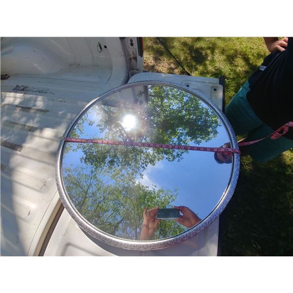 LARGE ROUND MIRRORED PLATTER