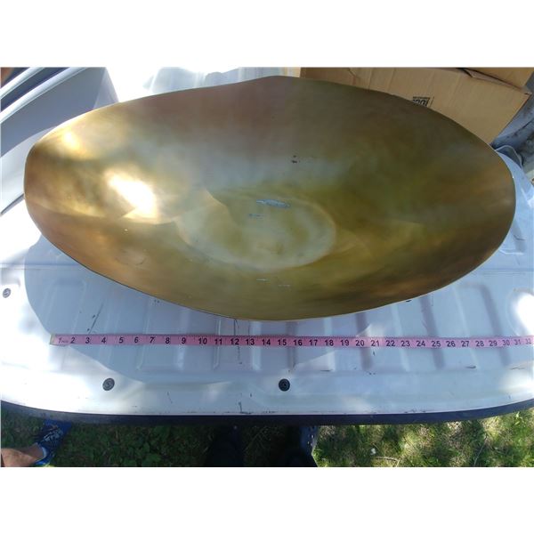 LARGE RETRO SERVING BOWL
