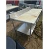 Image 2 : STAINLESS TABLE W/ POLY TOP, BACKSPLASH AND KNIFE HOLDERS