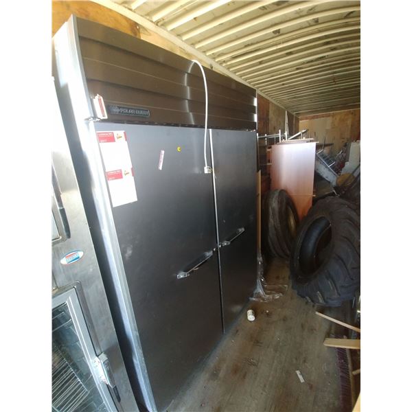 DOUBLE DOOR STAINLESS STEEL COOLER (WORKING ORDER)