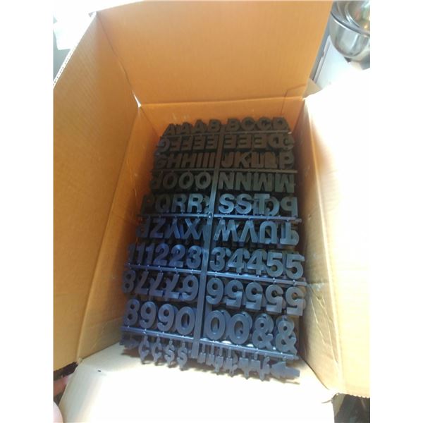 CASE OF MENU BOARD LETTERS AND NUMBERS (NEW)