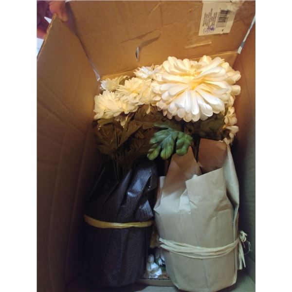 BOX OF SILK FLOWER CENTER PIECES approx 8