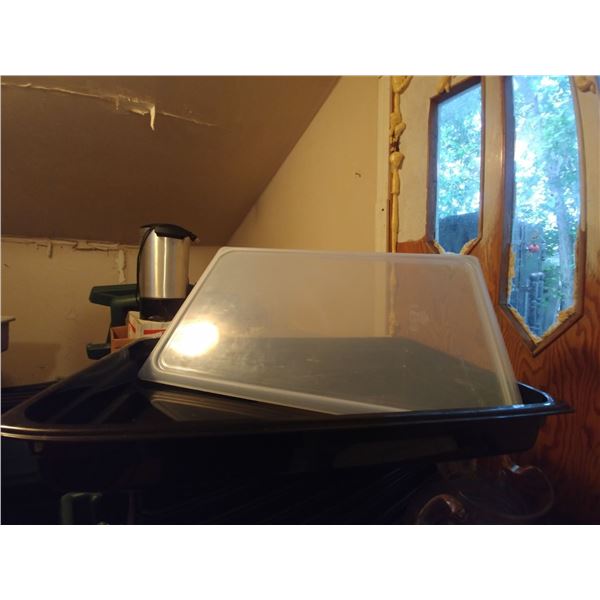 1 CAMBRO FULL SZ 2.5" DEEP BLK PAN W/LID, 8.95QT, WITHSTANDS TEMPURATURE -40c TO 99c