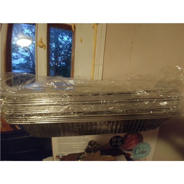 16 NEW FULL SIZE FOIL STEAM PANS AND 1 LID