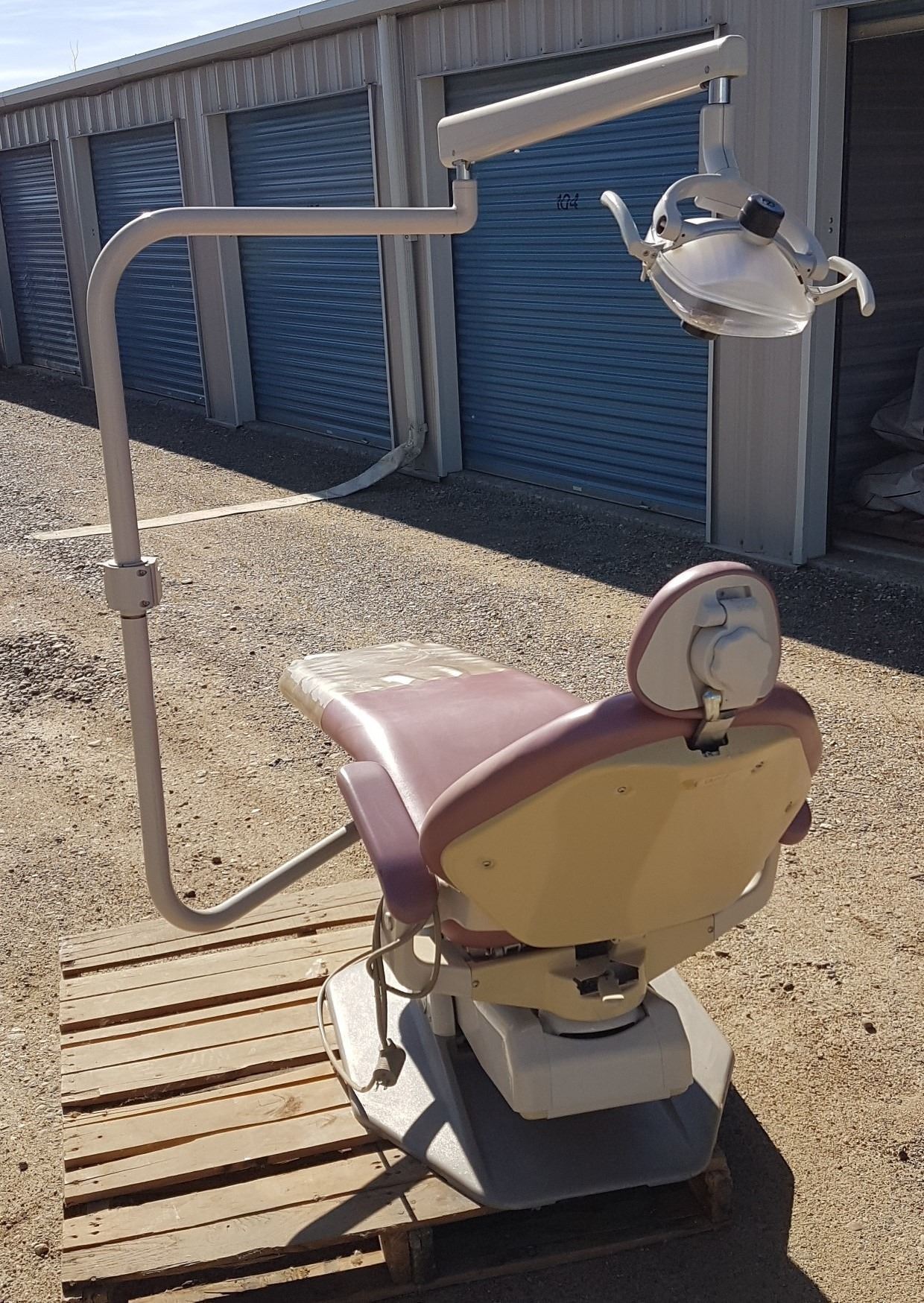 ADEC 1221 dental chairs with o/h 6300 light Schmalz Auctions