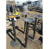 Image 1 : 4 PUB TABLE BASES 42"