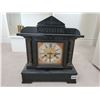 Image 1 : Antique Victorian Mantle Clock