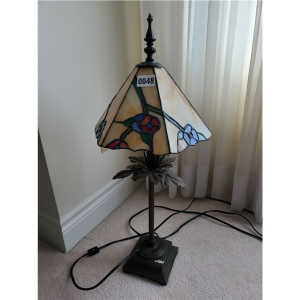 Antique Stainglass Lamp