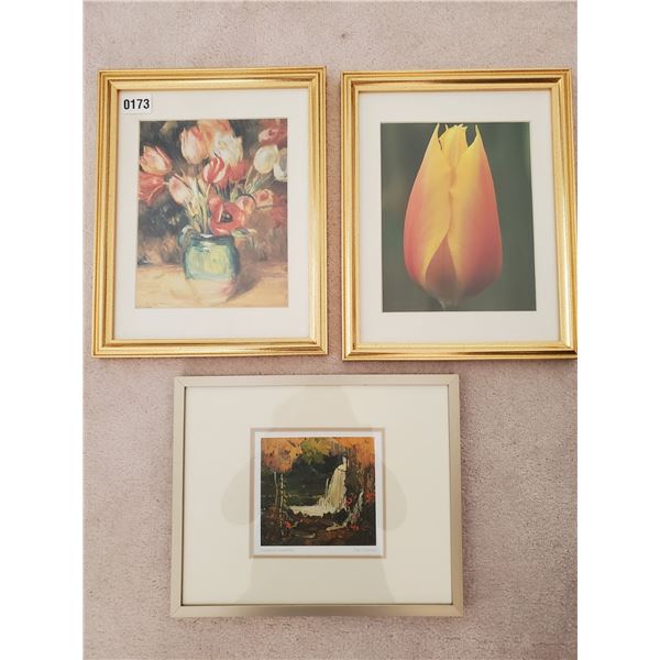 Set of Gilt Frame Floral Prints