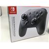 Image 3 : Nintendo Switch Pro Controller