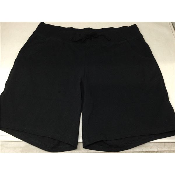 Hanes Sweatshorts (M)