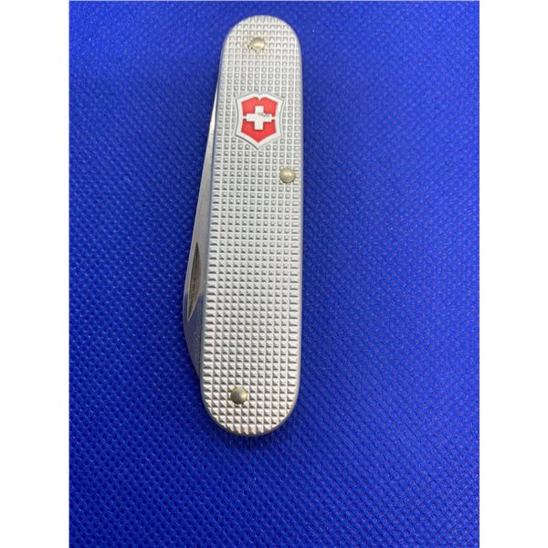 Victorinox folding Stainless Steel pocket knife