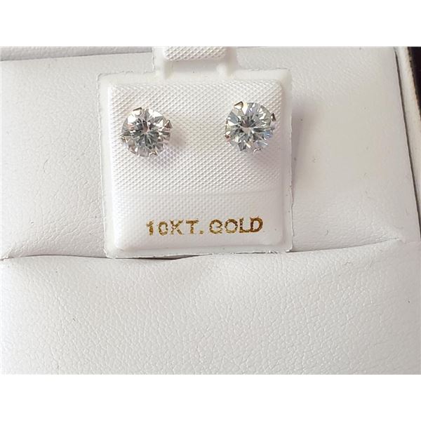10K White Gold Moissanite(1.65ct) Earrings (~weight 0.76g), Made in Canada, Appraised Retail $1165