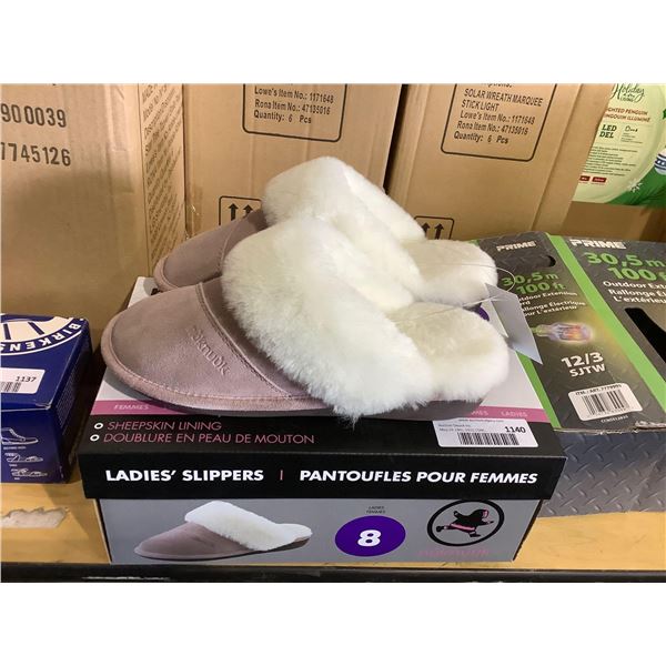 Nuknuuk Ladies Size 8 Slippers