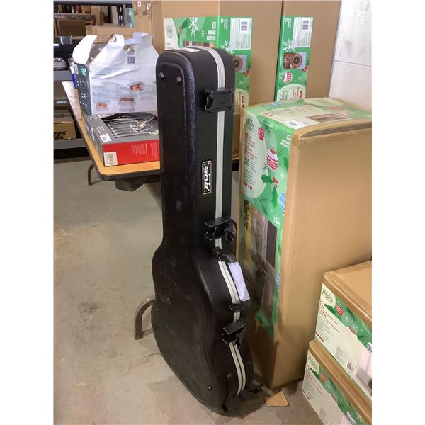 SKB Acoustic Guitar Case